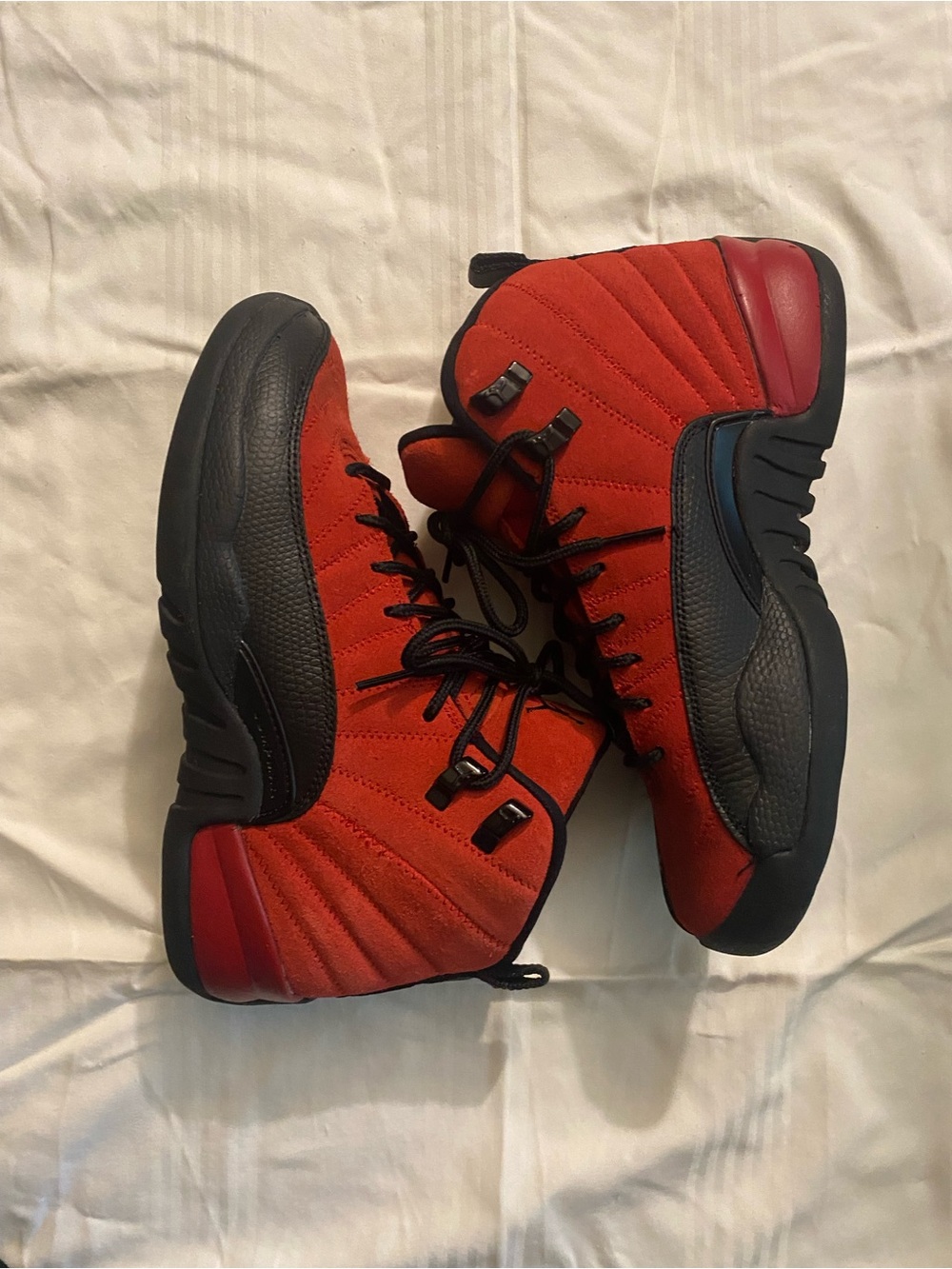 Jordan 12s Red/Black✨